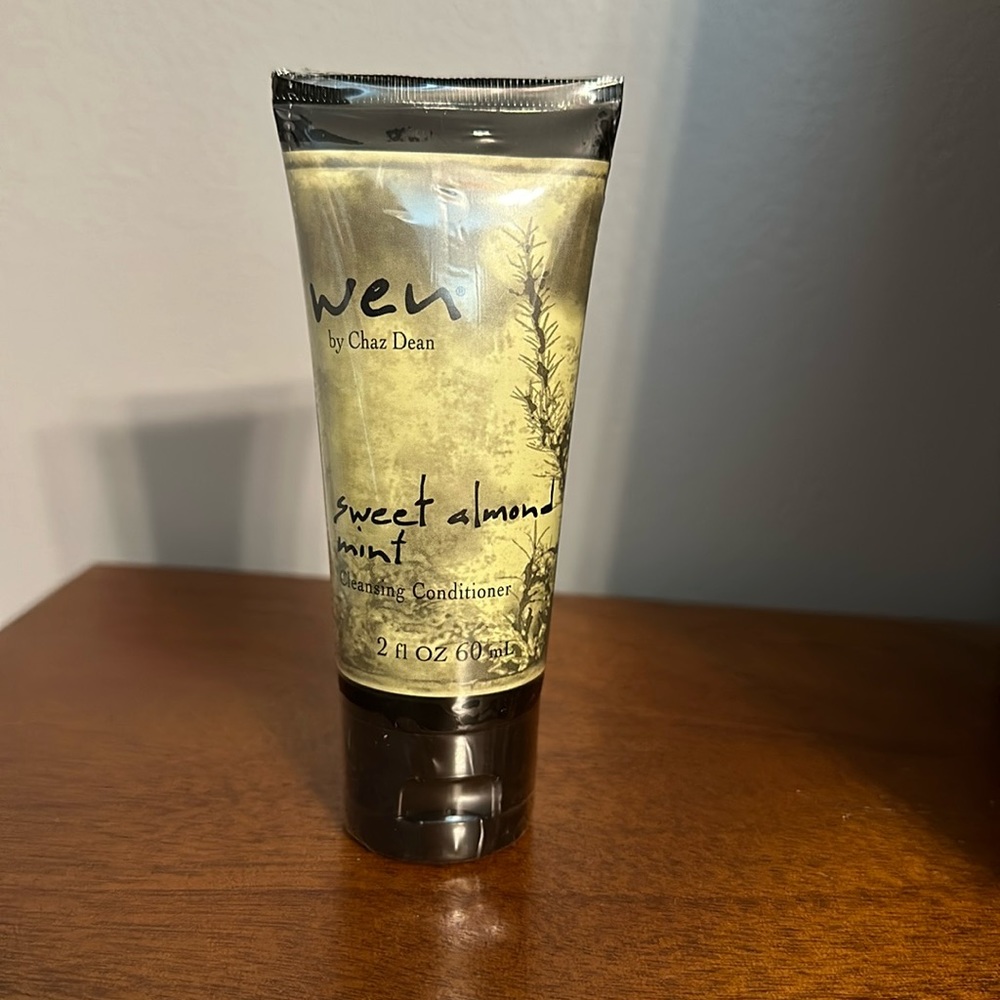 NWT!! WEN Travel Size Sweet Almond Mint Cleansing Conditioner!!
